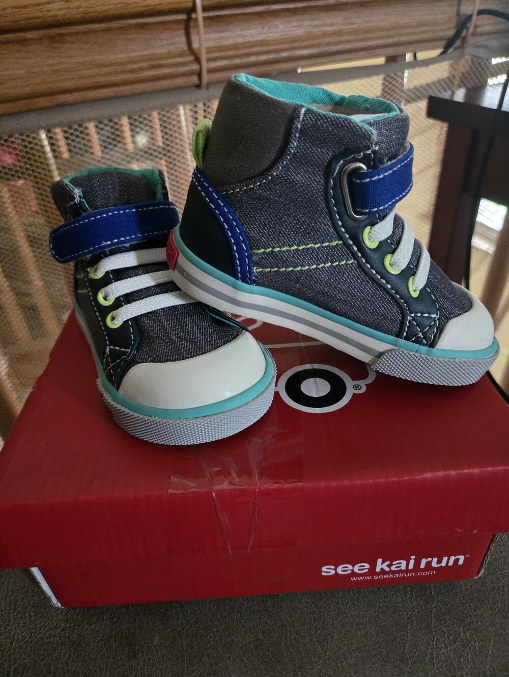 See Kai Run Toddler High-Top Sneakers Size 5 NWOT